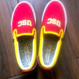 Canvas Usc shoes size 6. Never worn